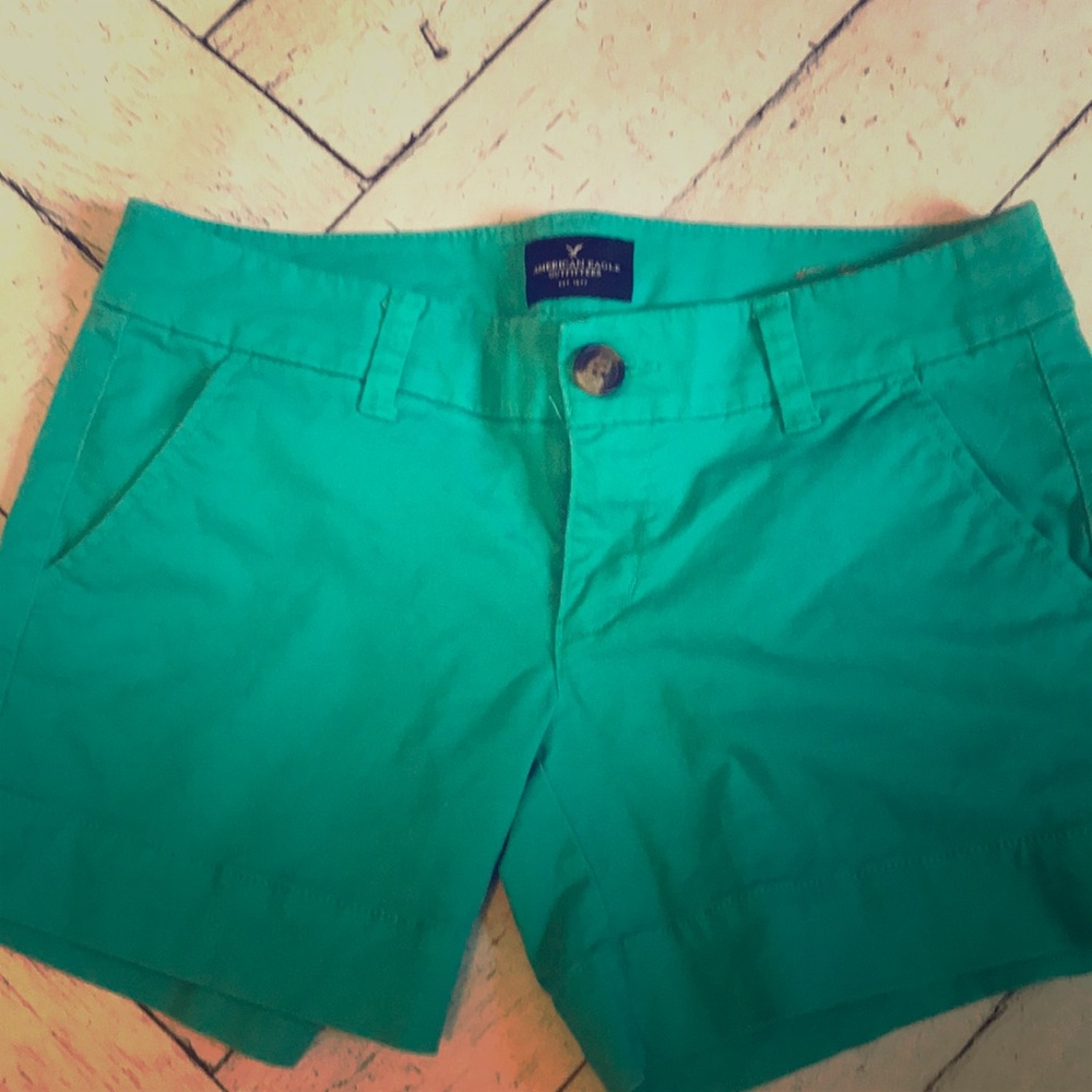 American Eagle turquoise women’s midi shorts sz 4
